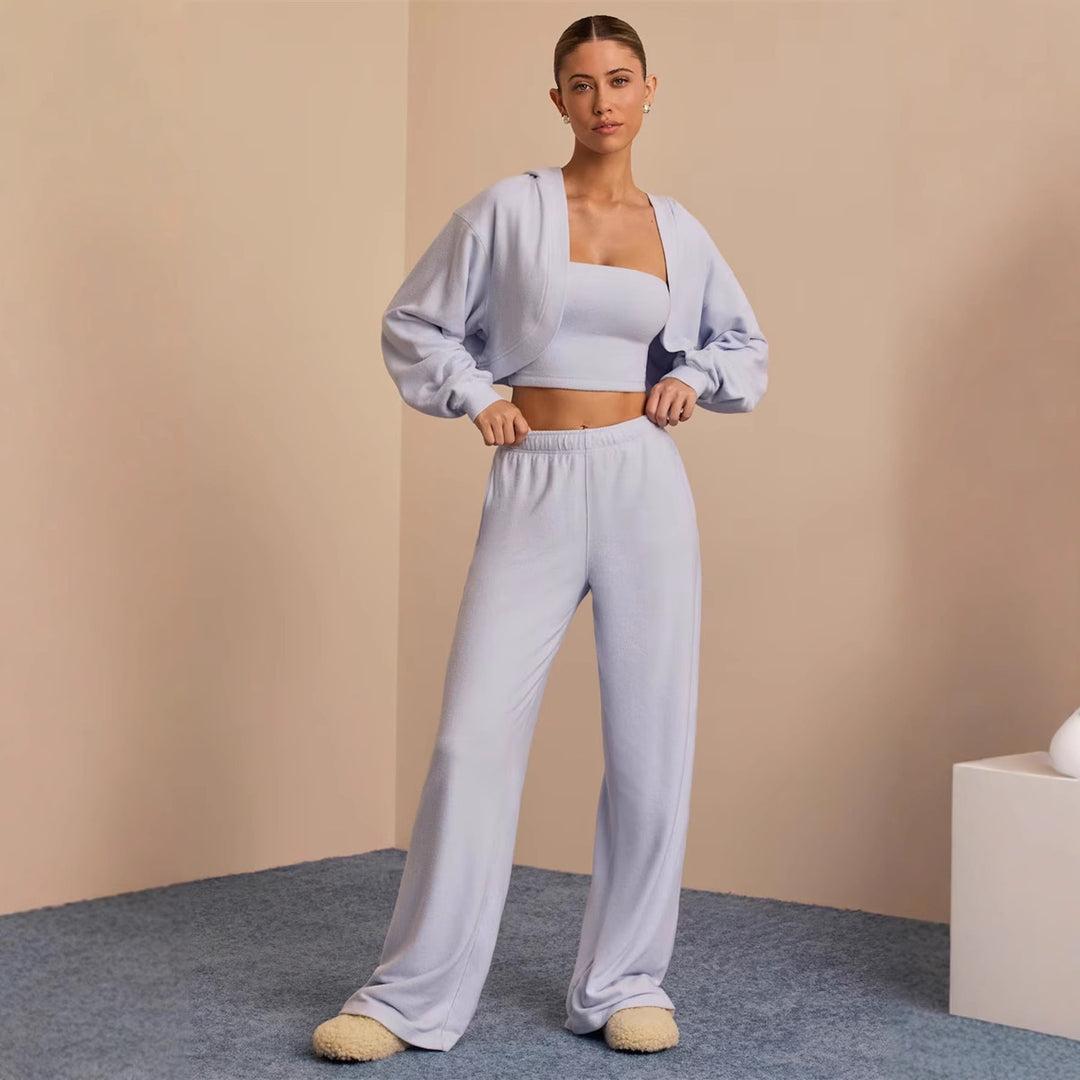 Kvinders afslappede lounge sæt med cropped top og brede benbukser Skovae