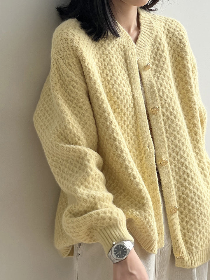 Dame hyggelig strikcardigan med knaplukning og afslappet snit Stilla