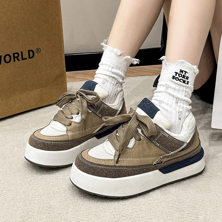 Dame Sporty Sneakers med polstret indersål og skridsikker ydersål Stilla