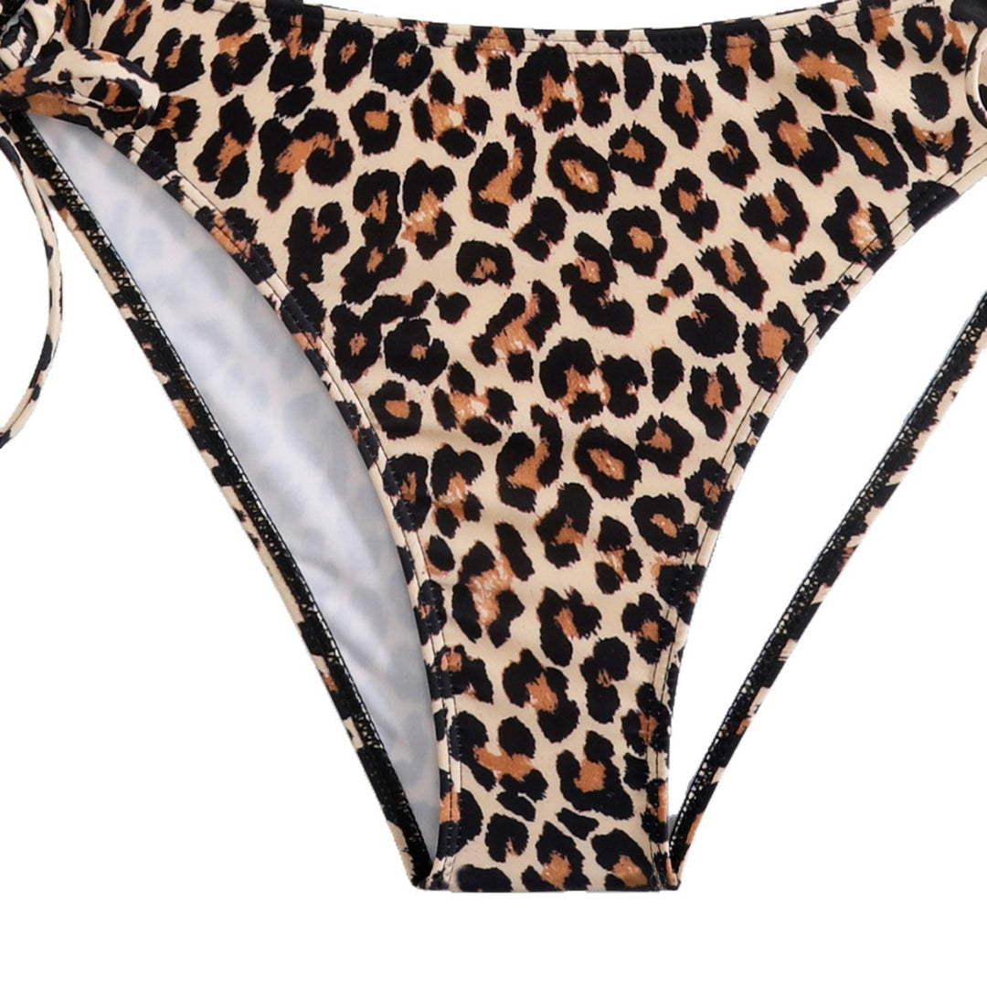 Dame triangel-bikini med trendy leopardmønster Skovae