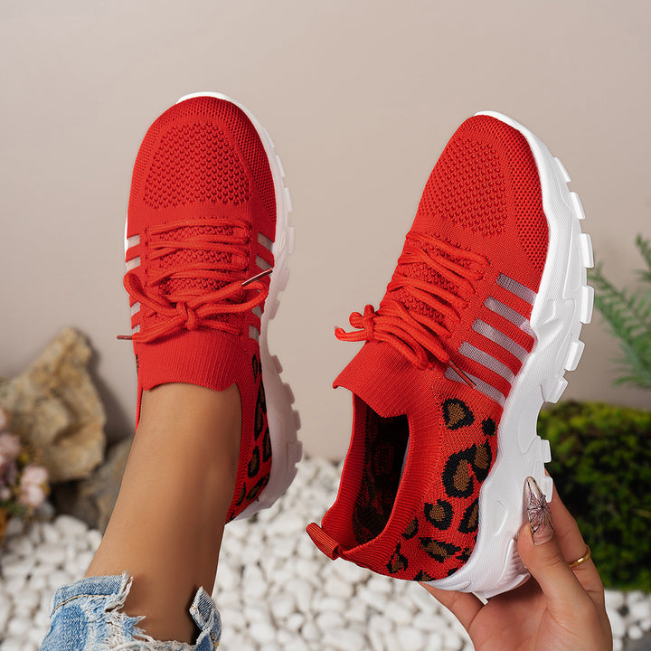 Dame sporty sneakers med åndbart mesh-øvre materiale og innovativt motiv Stilla