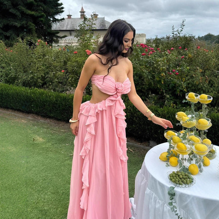 Kvinders luftige sommerkjole med ruffle detaljer og off-the-shoulder design