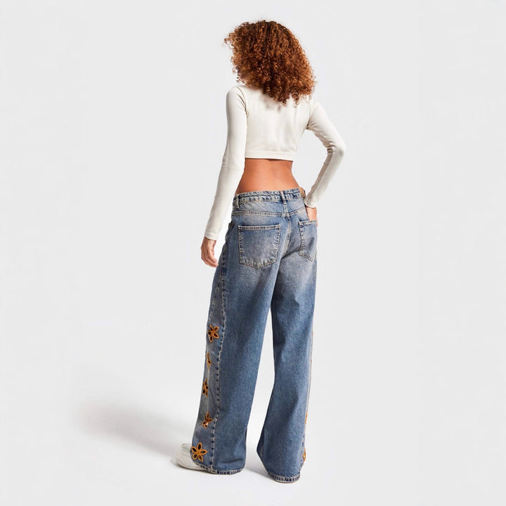 Dame brede jeans med blomstret broderi Skovae