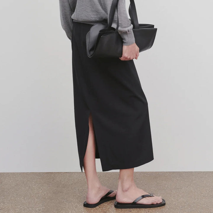 Dame Midi-nederdel i let, flydende materiale med sidelommer og elastisk liv Stilla