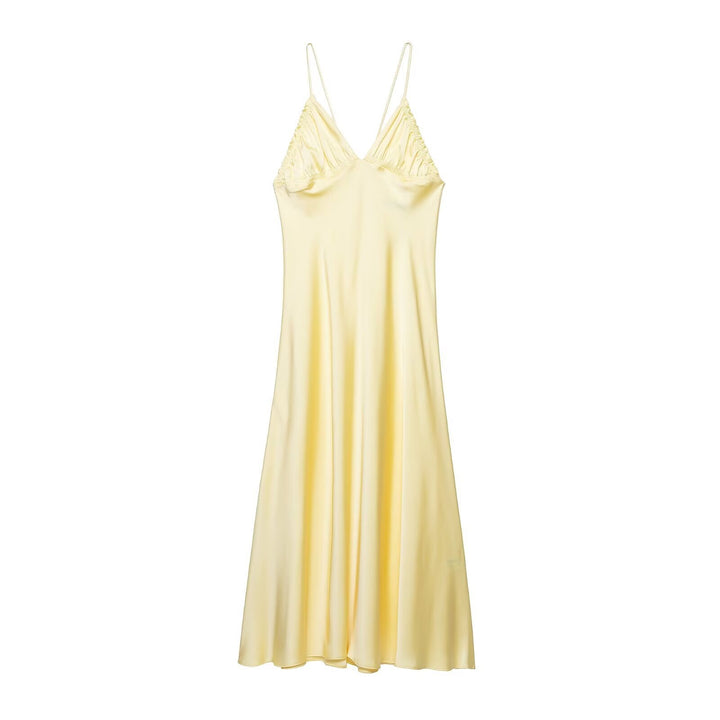 Dame Slipdress med forførende V-udskæring og fine flæsedetaljer Skovae