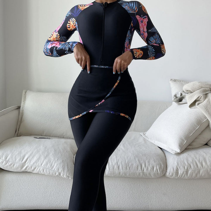 Dame Sporty badedragt med UV-beskyttelse og feminint indpakningsdesign Skovae