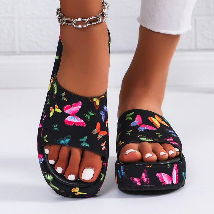 Dame platform-sandaler med farverigt sommerfugledesign Stilla