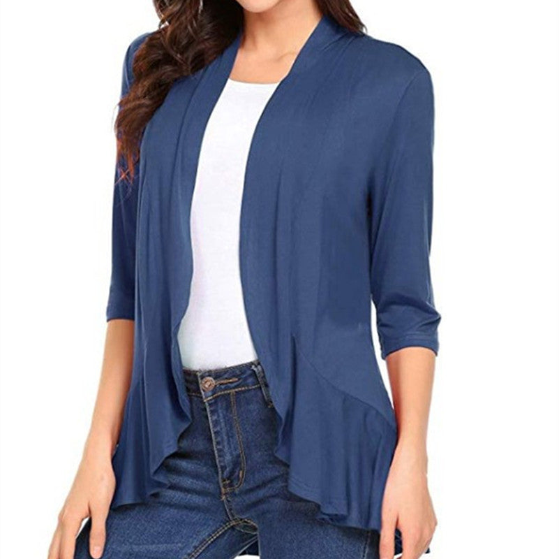 Kvinders fashions cardigan med asymmetrisk snit og fladrende detaljer Skovae