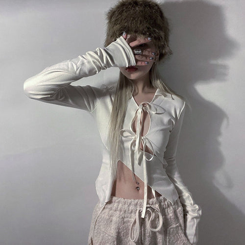 Femme Elegante Tie-Front Cut-Out Crop Top Stilla