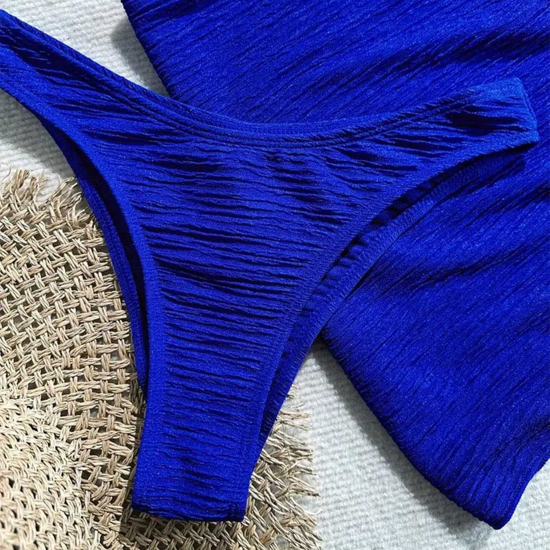 Dame bandeau-bikini med ornamental stjerne-detail og moderne indpakningsnederdel Skovae