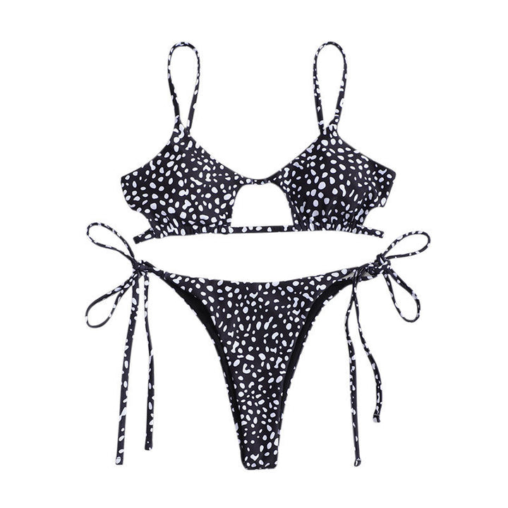 Dame Triangel-Bikini med raffineret Cut-Out-design Skovae