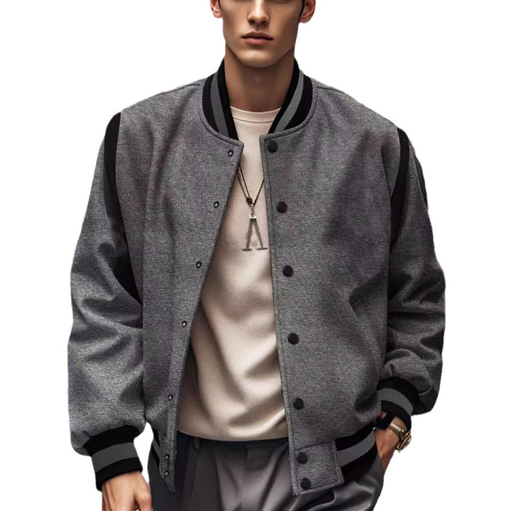 Herren nan let Collegejakke i Varsity-look med trykknaplukning, ribkant og kontrast-skulderstykke Skovae