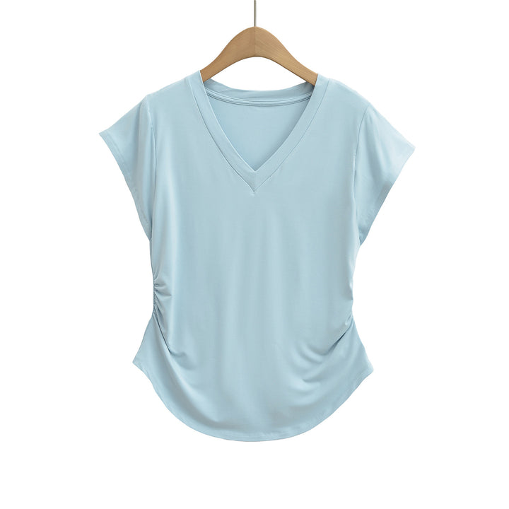 Dame V-hals T-shirt med afslappede detaljer og figurspillende snit Stilla