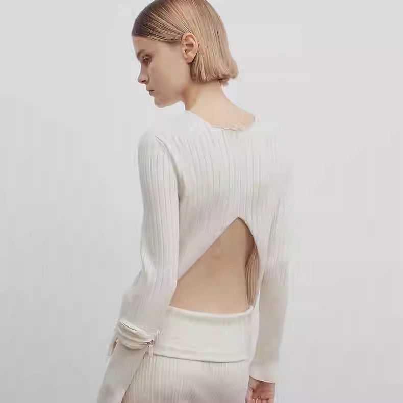 Dame højtskåret strikpullover med fint ribmønster og elegante ærmer Stilla