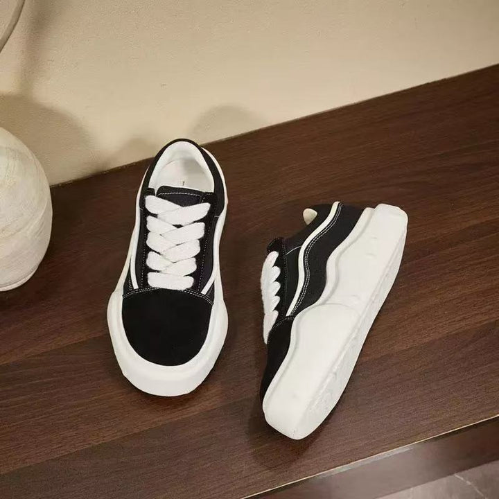 Dame Komfortable Sneakers med tyk Plateau Stilla