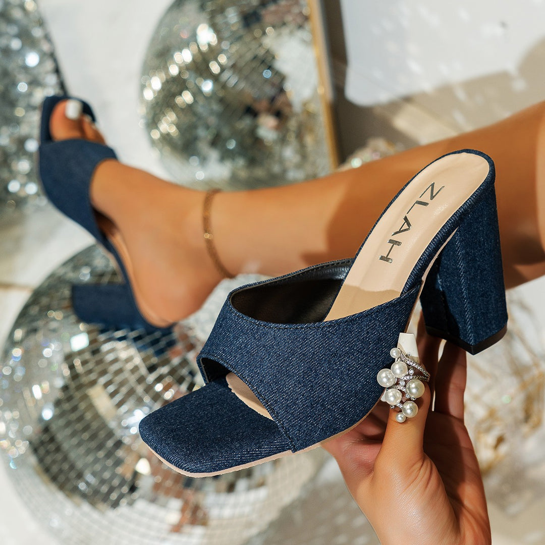 Dame Sandaler med moderigtigt denim-overmateriale og elegant perlesmykke-applikation Stilla