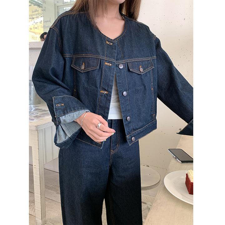 Damer moderne Jeansjakke med klassiske klaftasker og generøs pasform Stilla