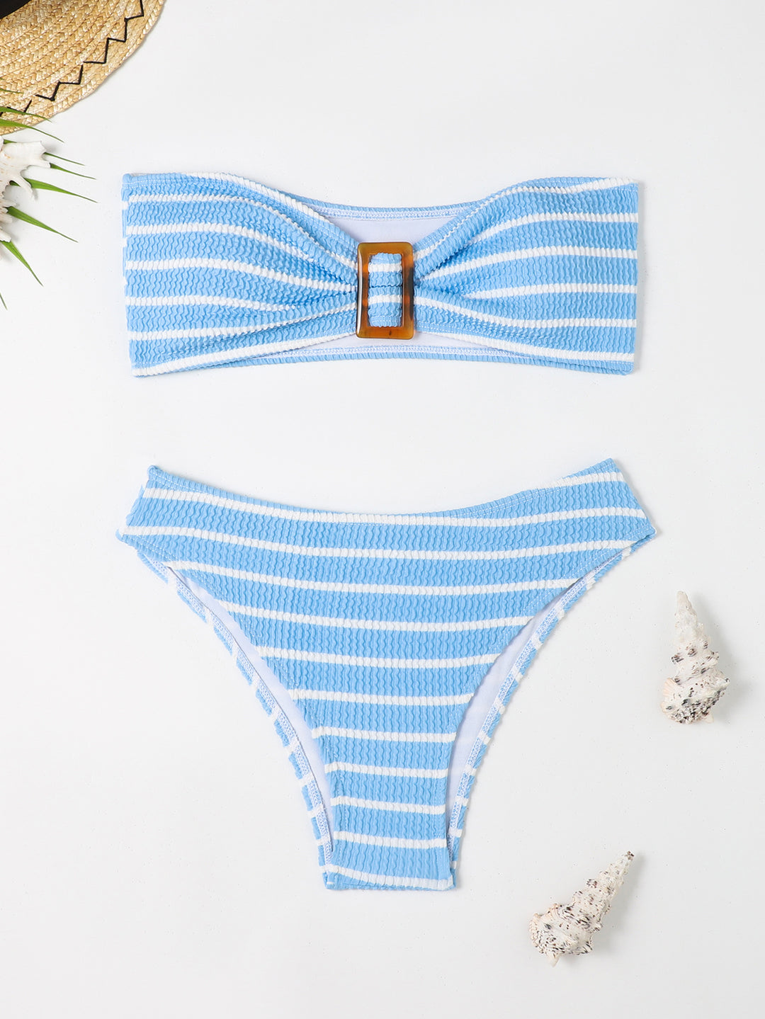 Dame bandeau bikini med moderne stribemønster og dekorativ spænde Skovae