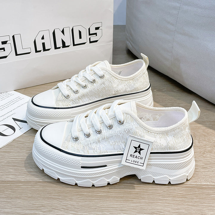 Dame Chunky Sneakers med struktureret overmateriale og skridsikker profileret sål Stilla