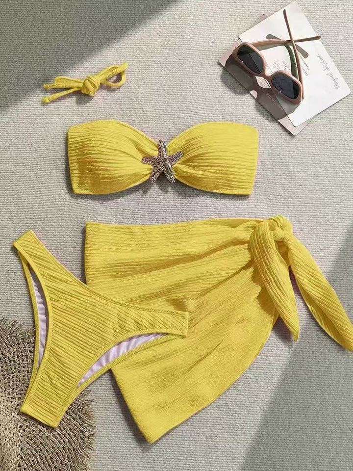 Dame bandeau-bikini med lækkert sarong Skovae