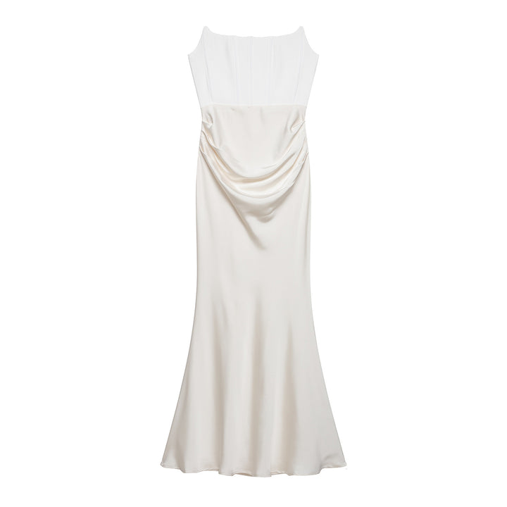 Dame lang satin aftenkjole med elegant drapering Skovae