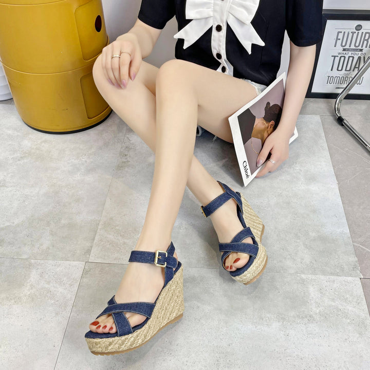 Dame nan Keil-Espadrille-sandal med flettet juteplatform, krydsede tekstilremme og justerbar metalspænde Skovae