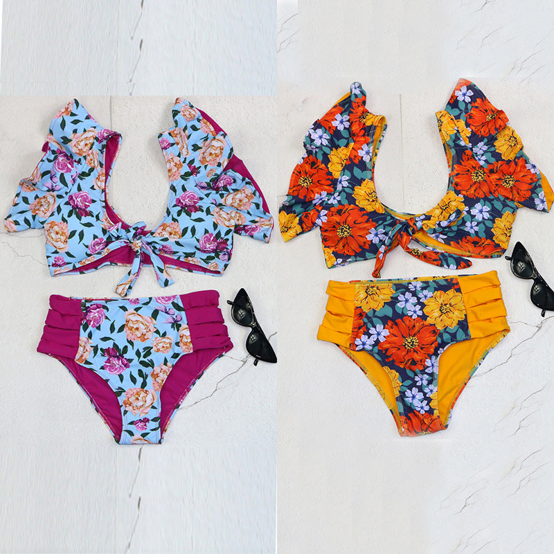Dame bikini-sæt med flæsedetaljer og floralt mønster Skovae