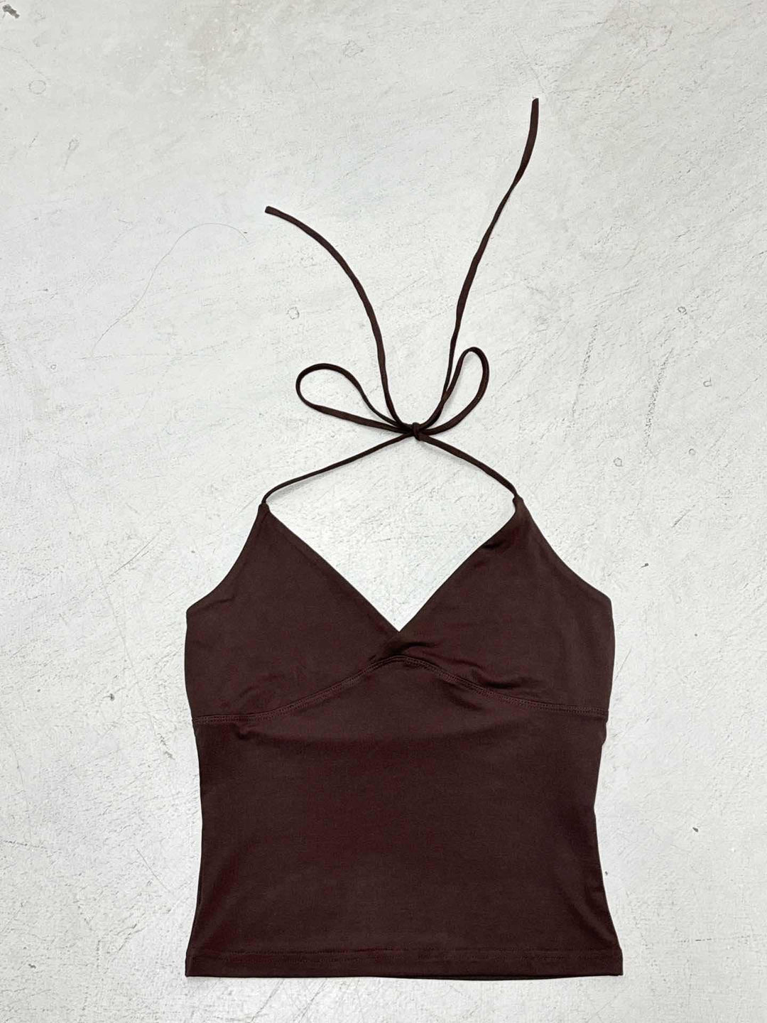 Dame spaghetti strop tanktop med elegant indpakningsdesign Skovae