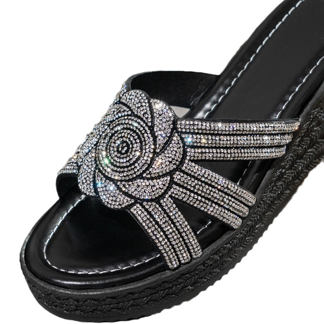 Dame Wedge-sandaler med glitrende strassblomster og komfortabelt fodseng Stilla