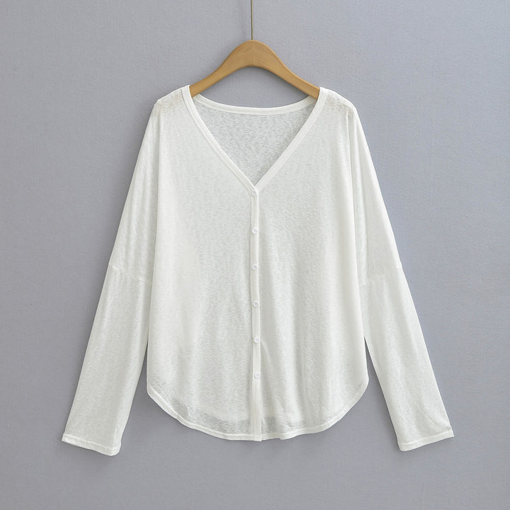 Dame langærmet shirt med elegant V-udskæring og knapbar frontdesign Stilla