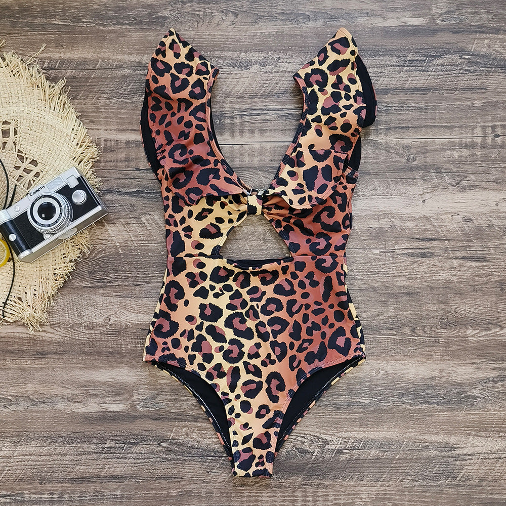 Dame One-piece badedragt med floral cut-out og ruffle detaljer Stilla