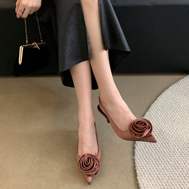 Dame Slingback Pumps med floralt design og elegant hæl Stilla