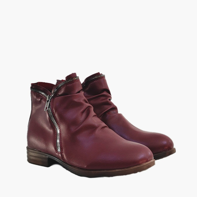Dame Ankelstøvler med moderne slip-on design og praktiske lynlåse Stilla
