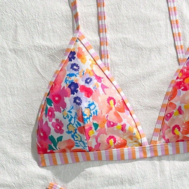 Dame Triangel-Bikini-Sæt med blomsteragtigt mønster og legende design Skovae