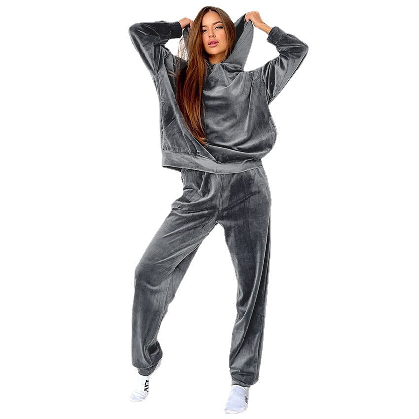 Dame sæt bestående af blødt velourtop og svajende joggingbukser Stilla