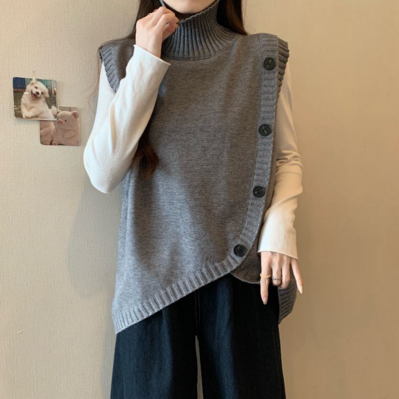 Kvindernes strikkede sweater med høj krave og asymmetrisk skæring Stilla