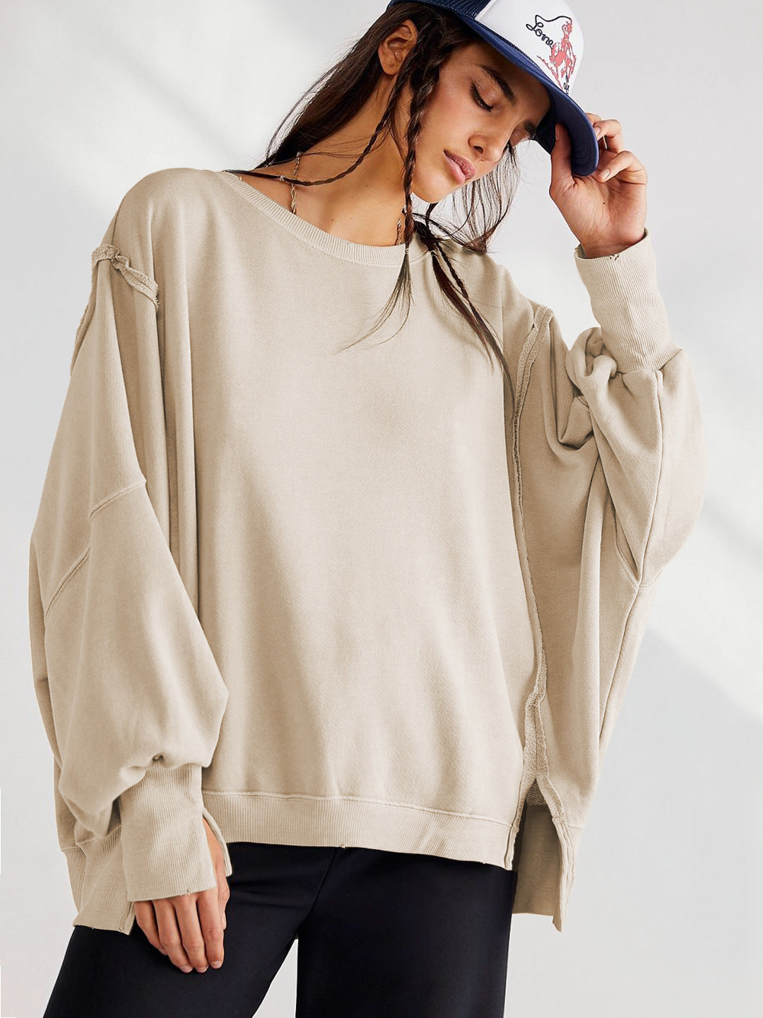 Dame afslappet oversized sweatshirt med vide ærmer og V-udskæring Stilla