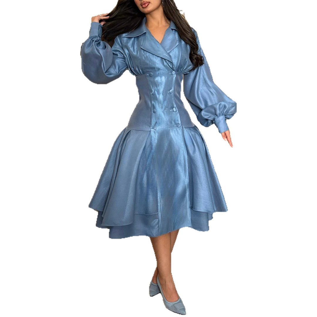 Kvinders vintage-inspirerede A-linje kjole med elegante puffærmer og knaplukning Skovae