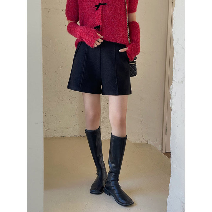 Dame elegante shorts med raffinerede flæse detaljer Stilla