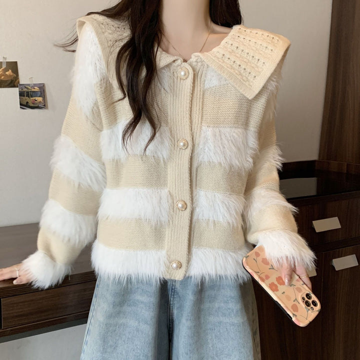 Kvinders cardigan med flettet krave og faux fur applikationer Stilla