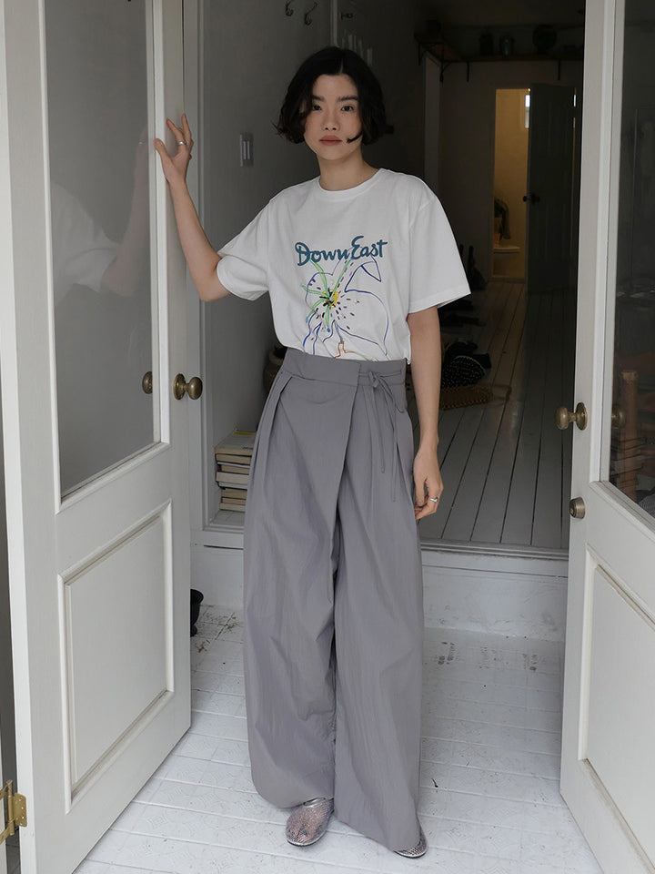 Dame T-shirt med floralt design og afslappet pasform Stilla