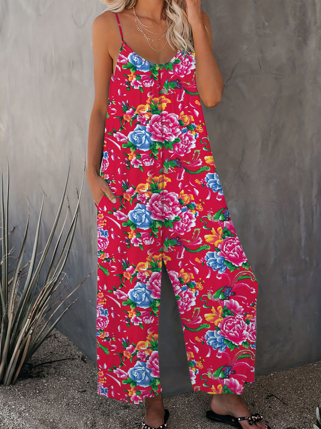 Dame sommer jumpsuit med blomster mønstre og bred pasform Stilla