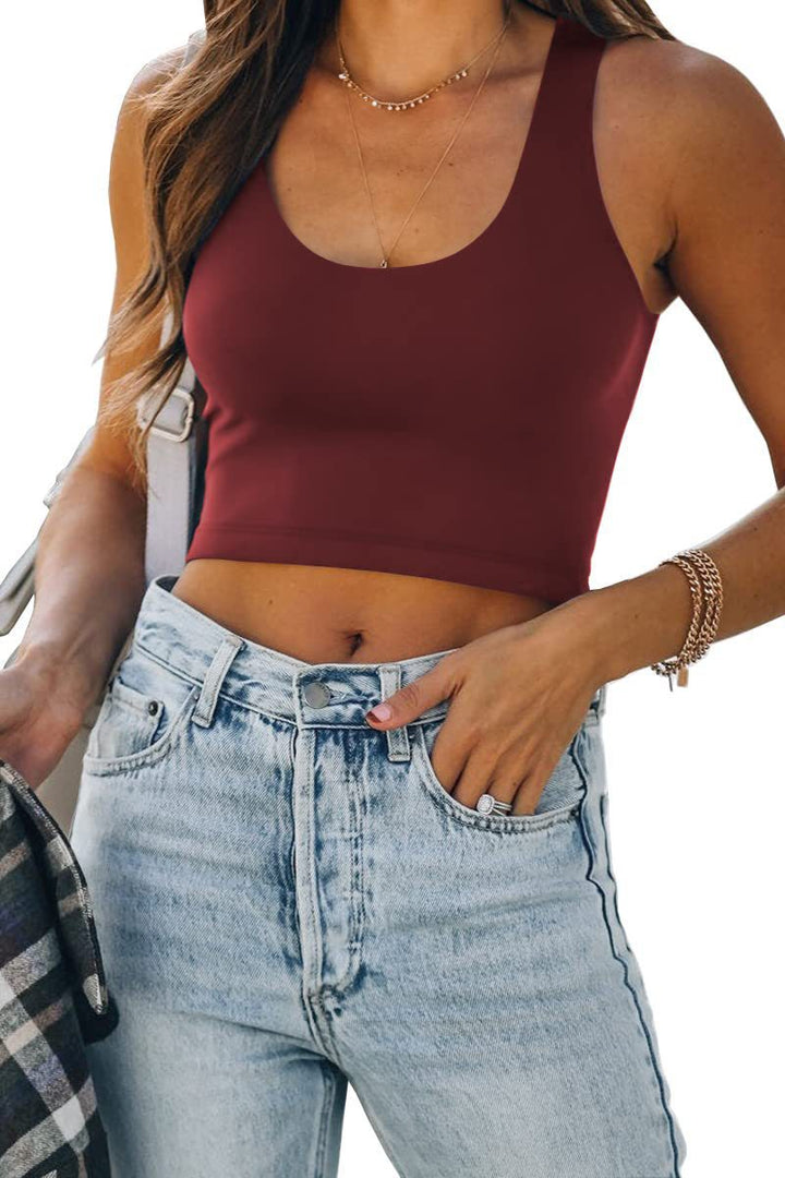 Dame sporty crop-top med brede stropper og tætsiddende snit Stilla