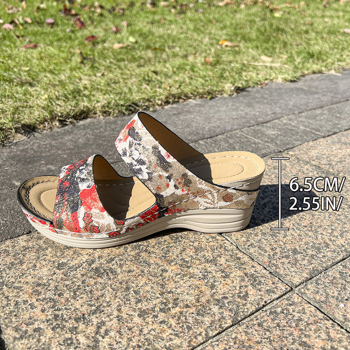 Dame komfortable slide-sandaler med florale accenter og ergonomisk fodseng Stilla