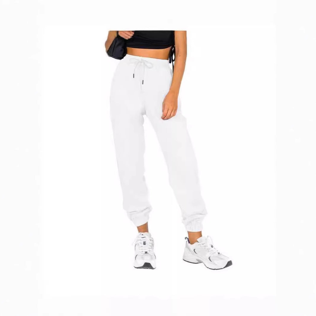 Kvindernes sporty sweatpants med praktisk snøre og elastisk linning Stilla