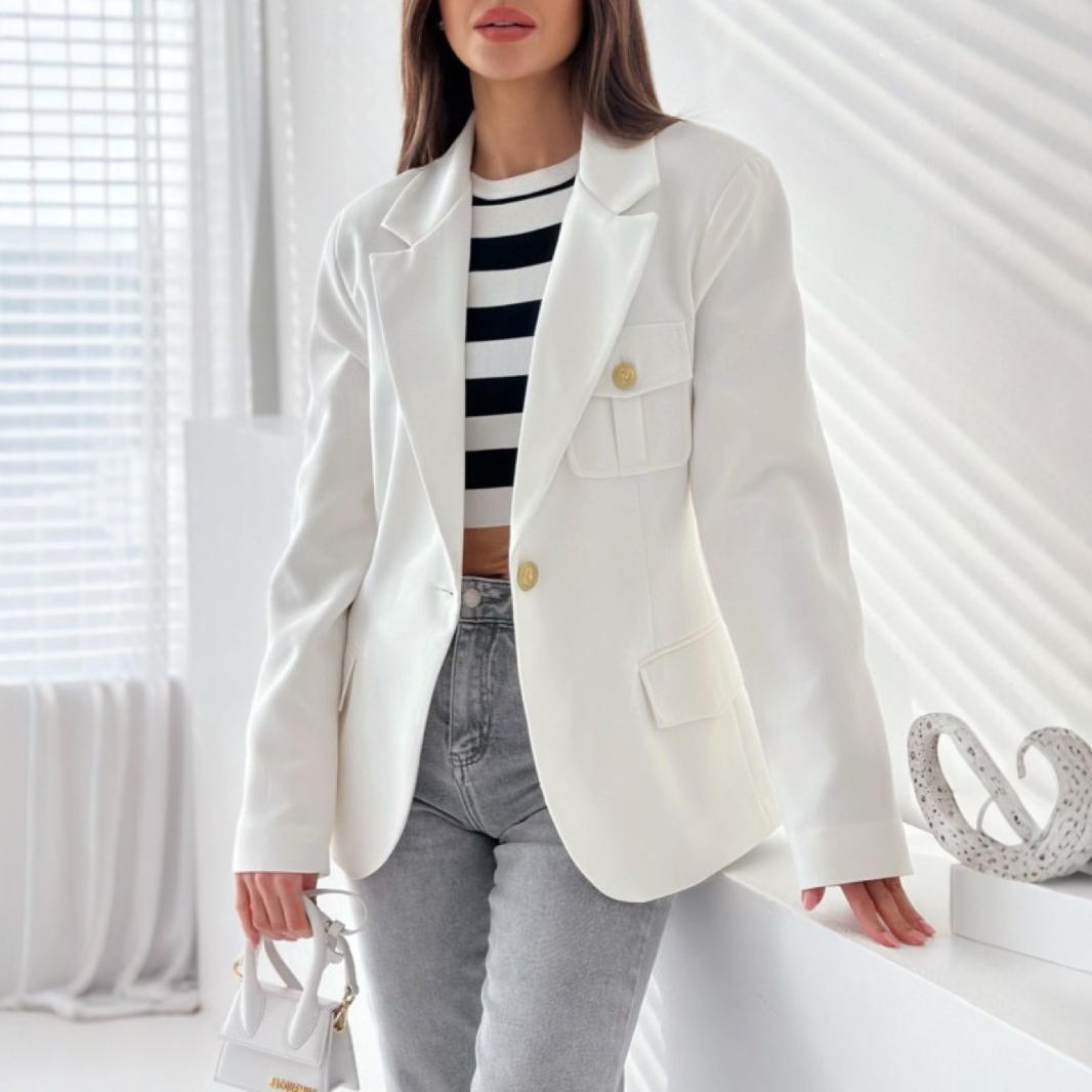 Kvinders blazer med praktiske lommer og elegante knapdetaljer Stilla