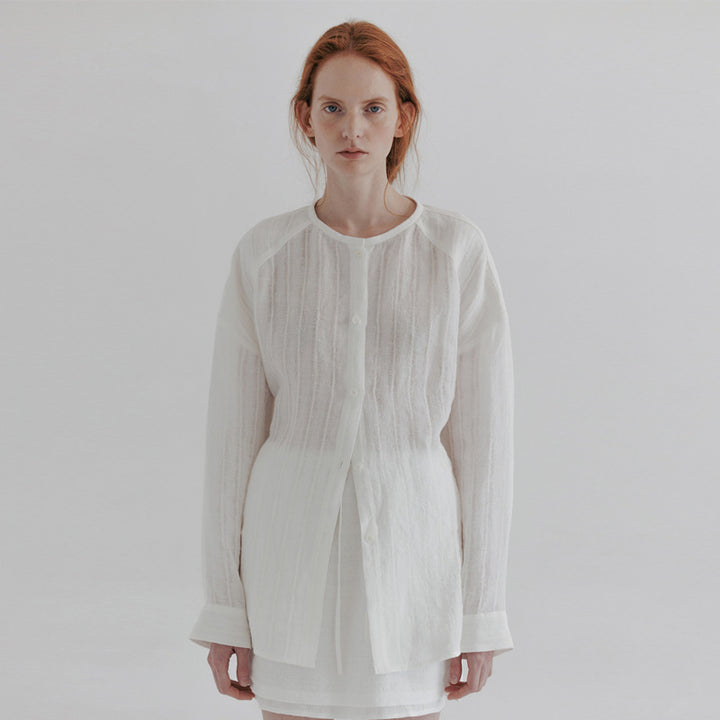 Dame Elegant og afslappet linnedbluse med knaplukning og struktureret design Stilla