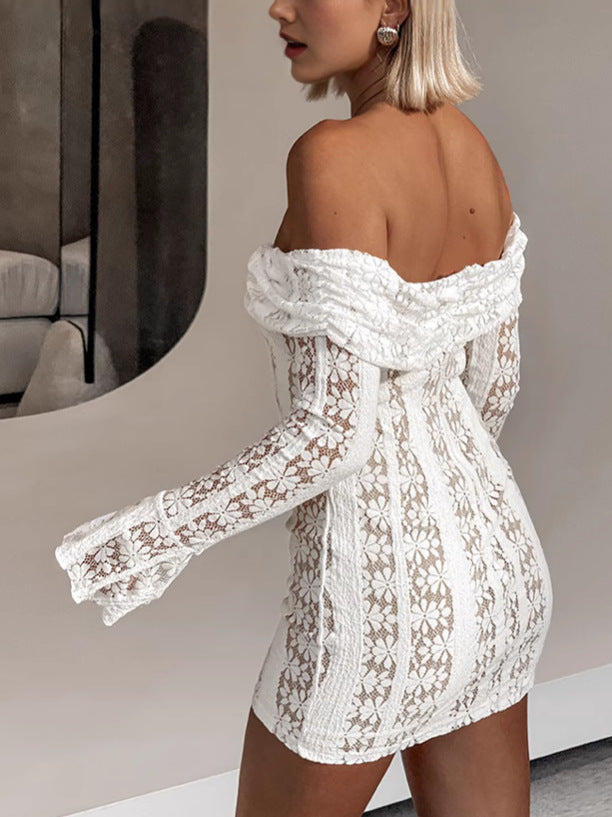 Dame Off-Shoulder Kjole med gennembrudt blonde og afslappede ærmer Stilla