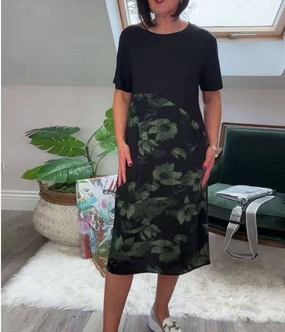Damekjole med blomstret design Stilla