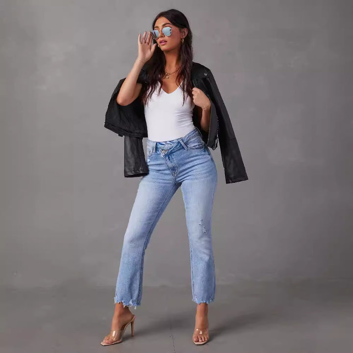 Dame mode højvandsjeans i afslappet vintage-stil med frynset kant Stilla